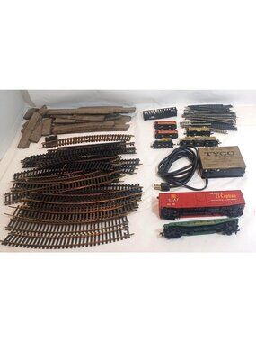 Vtg Train Railroad Atlas Tracks Third Avenue Railway Trolley Cars Tyco Mix Lot